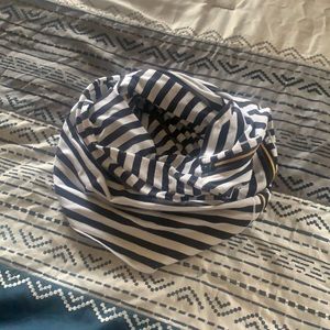 Lululemon Vinyasa scarf